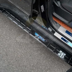 Listwy Nakładki progów zewnętrznych Jetour T2